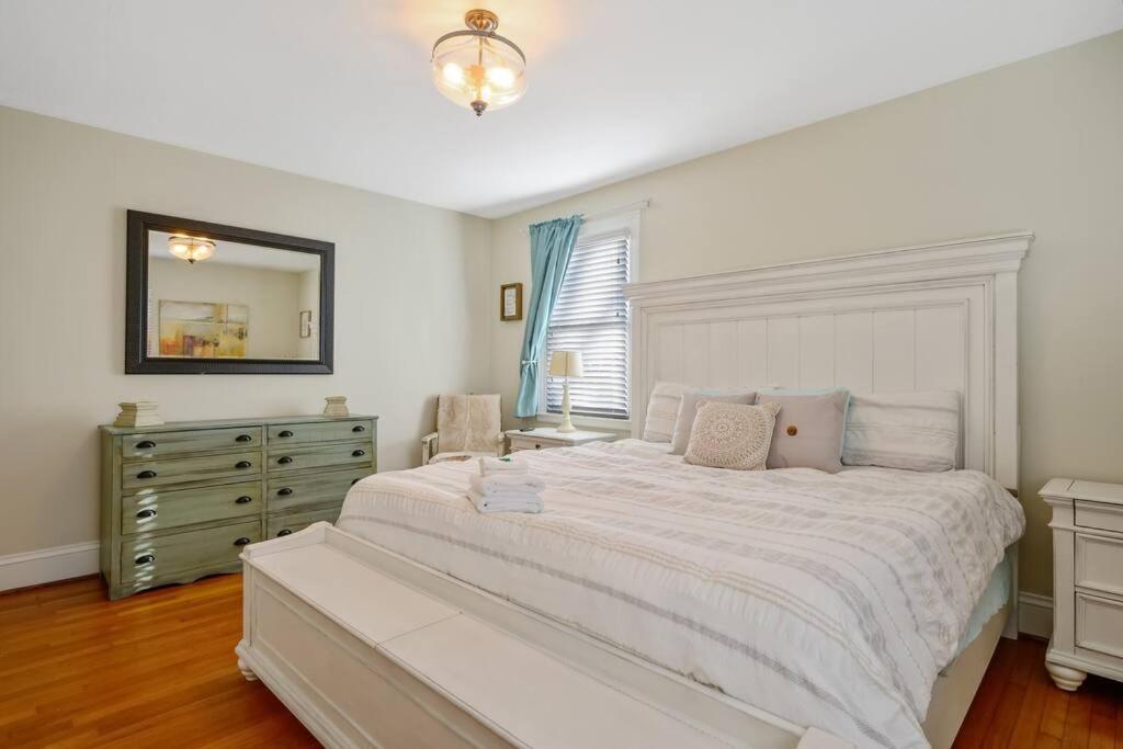Holiday home Center St Retreat - 1 Block From Downtown! *