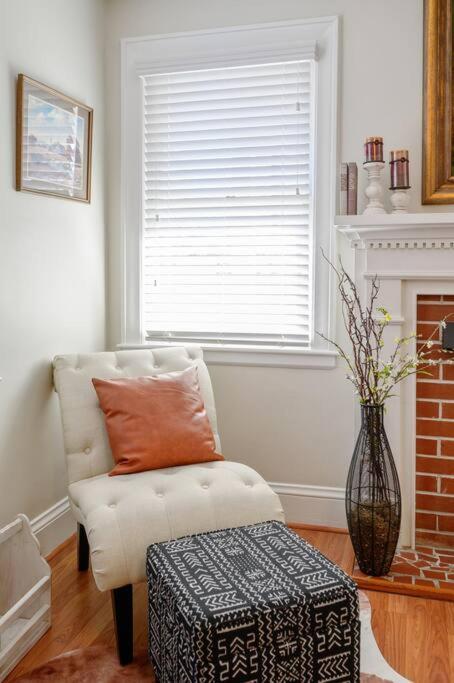Hébergement de vacances Center St Retreat - 1 Block From Downtown!